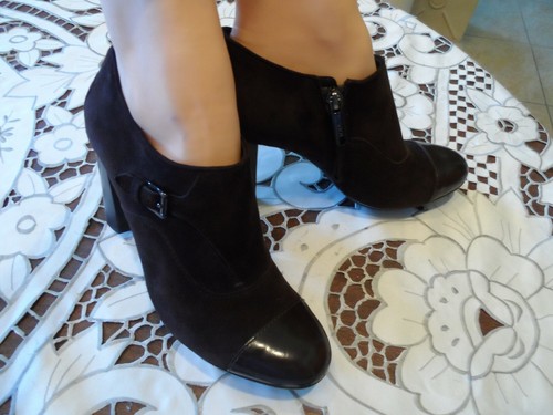 TOD’S Stivaletti Tod's marroni in pelle scamosciata brevettata con punta a cappuccio taglia 37 M