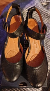 Gentle Souls Black Leather Platform Ankle Strap with Cone Heel Shoes-Size 6M-EUC - Picture 1 of 10