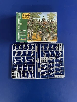 Revell 1/72 Toy Soldiers Boxed British Rifles Napoleonic Wars 02581 - Image 1 of 4