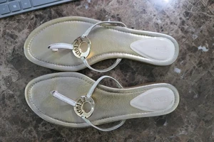 FENDI Thong Sandals Size 41 Made In Italy VERY CUTE - Picture 1 of 4