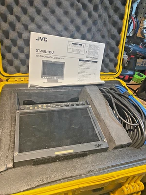 JVC V9LDU Portable LCD Monitor, Anton Bauer Batt Adaptor, BNC Quad, Pelican Case - Image 1 of 4