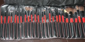 Neu in Verpackung 24 Profi Gesicht, Eyeliner, Augenbrauen, Lidschatten Make-up Set PINSEL SET - Bild 1 von 8