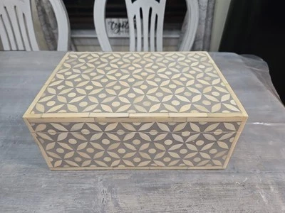 RH RESTORATION HARDWARE MOSAIC Bone INLAY GEOMETRIC BOX  - Image 1 of 4