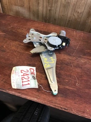 2007 2008 2009 2010 Suzuki SX4 window motor regulator rear Driver side - Image 1 of 4