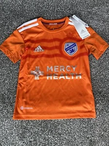 Nueva Camiseta de Fútbol Adidas Juvenil FC Cincinnati Talla 4T Naranja Auténtica - Imagen 1 de 5