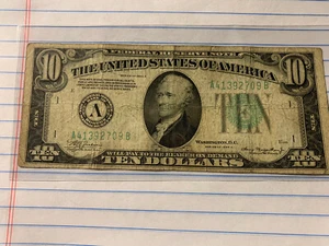 1934 A Series 10 Dollar Bill Misprint. The A is misaligned on the upper serial. - Picture 1 of 6