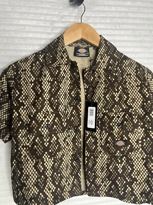 NUEVO Top corto Dickies Camden caqui con botones manga corta talla XXS Foto 1 de 4