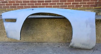 BONITO GUARDABARROS DELANTERO IZQUIERDO ORIGINAL PORSCHE 928 NEGRO 1978-86 USADO SIN AGUJEROS ALERÓN Foto 1 de 4