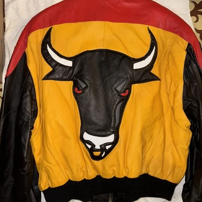 Chaqueta de Vaca Bull Vintage Años 90 EE. UU. Grande DONDE M I Michael Hoban Dorado Rojo Negro Foto 1 de 4