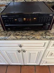 Pioneer High End Elite AVR VSX-09TX Multi Function with Rosewood Side Panels - Picture 1 of 23