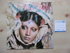 Asha Puthli Autogramm signed LP-Cover "Asha Puthli" Vinyl ACOA - Picture 1 of 3