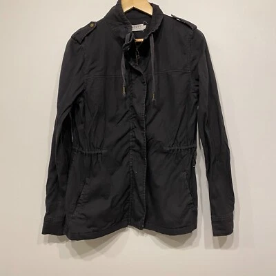 Легкая куртка Velvet By Graham & Spencer Цвет серый Размер Medium - Изображение 1 из 4