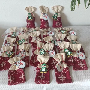 24 Adventskalender Säckchen zum befüllen. Adventsdeko Wintermotiv  - Bild 1 von 4