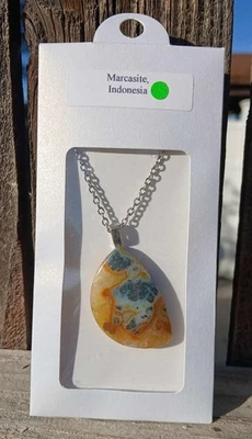 marcasite pendant on stainless steel necklace - Image 1 of 3