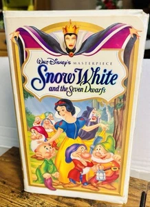 Walt Disney's Masterpiece Collection Snow White And The Seven Dwarfs VHS 1524 - Picture 1 of 5