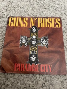 Guns N’ Roses - Paradise City 7” Black Vinyl Single Geffen Records 1989 VG+  - Picture 1 of 4
