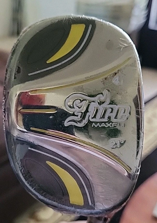 Women's MAXFLI Fire Max Moi 20° 4i Hybrid Ultra Light Flex 75G Graphite RH - Image 1 of 4