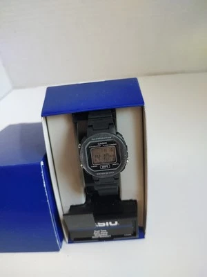 Reloj digital retro Casio CAS40 negro para mujer - doble hora y cronómetro - nuevo en caja Foto 1 de 4