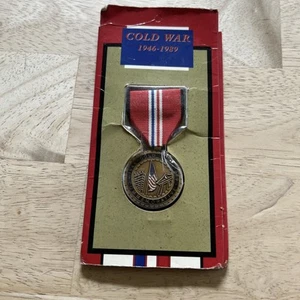 Cold War 1946-1989 Commemorative Medal Full Size Guardians Of Freedom - Picture 1 of 17