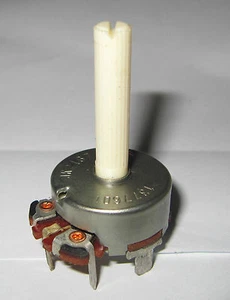 CTS JK2167 - 100K ohm Pot - Linear Taper - 1/2W - split tip - knurled shaft - S - Picture 1 of 1