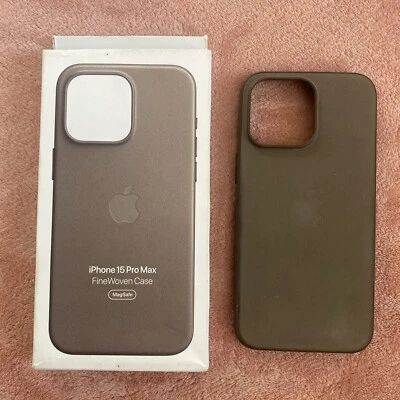 正品苹果 iPhone 15 PRO MAX (6.7) 精细编织保护壳 带 Magsafe — 第 1/3 张图片