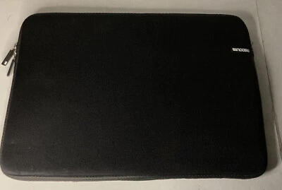 Funda protectora InCase clásica para Macbook 12" para portátil con ariaprene Foto 1 de 4