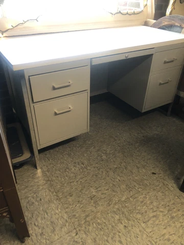 GREY STEELCASE DESK - STEELCASE TANKER DESK - INDUSTRIAL ART MID CENTURY Cover