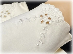 Vtg Ivory Cotton GLOVES Openwork Cutwork Hem Detail Size 6 West Germany Higbees - Picture 1 of 5