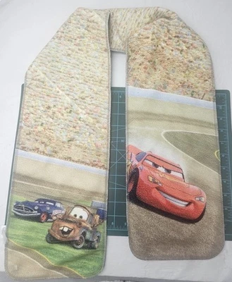 Bufanda polar Disney Pixar Lightening McQueen Mater Hudson Hornet Cars Foto 1 de 4
