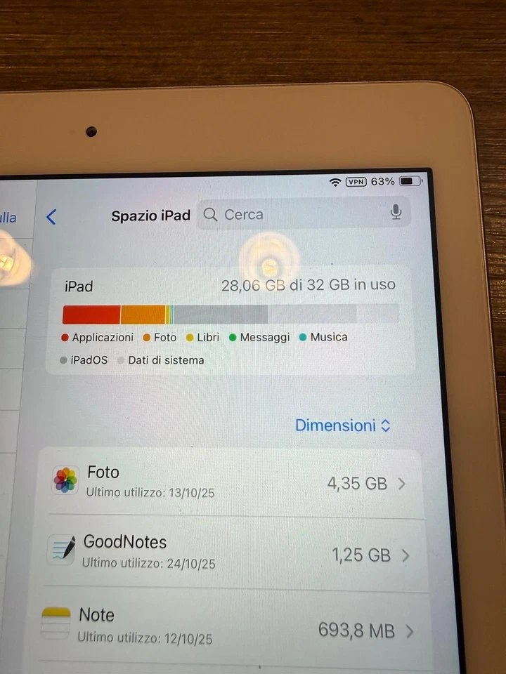 Apple iPad 6 Generazione 9.7" 128GB Wi-Fi Tablet - Grigio Siderale - Immagine 1 di 4