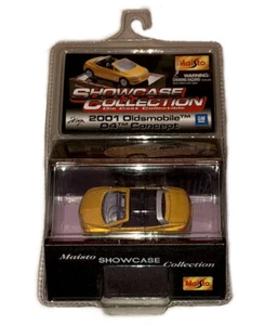 Maisto Showcase Collection 2001 amarillo Oldsmobile 04 Concept 1/64 sin abrir sin usar, en caja - Imagen 1 de 2
