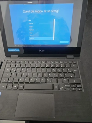 Acer Spin 1 SP111-33-C56T Convertible Laptop - Bild 1 von 4