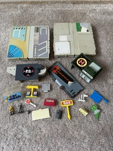 Vintage Micro Machines Travel City Playset Parts Job Lot Spares Or Repair Galoob - Picture 1 of 6