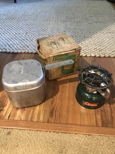 Rare Vintage/Antique 1962 Coleman 501-960 Green Cook Stove COMPLETE w/box - Picture 1 of 18