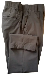 Under Armour Golf Pants Mens 36Wx30L Stretch Waist Pockets Gray Summer - Picture 1 of 6