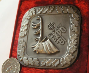 1981 Hunting Expo, exposición con ciervos y halcones, Bulgaria, medalla de premio pesado 70 mm - Imagen 1 de 4