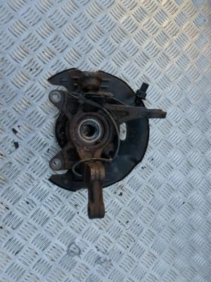 HONDA INSIGHT 2009-2015 PASSENGER SIDE FRONT HUB WITH ABS - Image 1 of 4