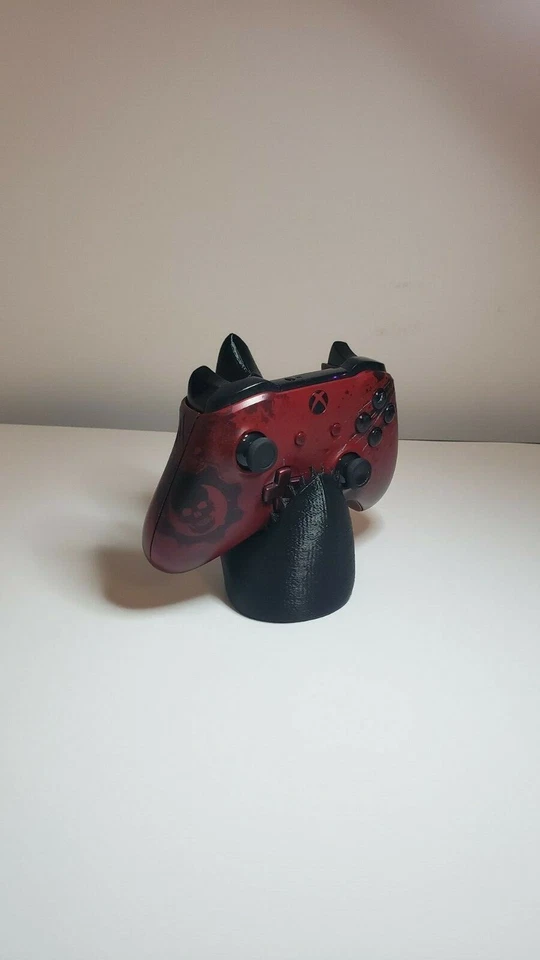 Shark | Phone and Controller Stand | Desktop, Bedroom, Kitchen Convenience | 3DP - Image 1 of 4