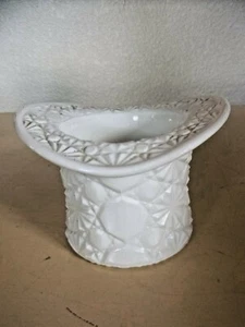 Fenton Milk Glass Button Design "Top Hat" Collectible Container - Picture 1 of 5