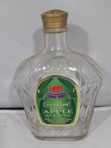 Botella vacía de whisky Crown Royal REGAL APPLE 750 ml. - Imagen 1 de 2