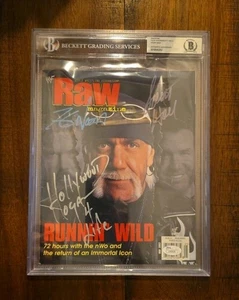 WWF RAW Magazin Mai 2002 Hulk Hogan, Scott Hall & Kevin Nash NWO handsigniert  - Bild 1 von 7