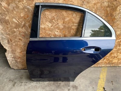 MERCEDES BENZ C300 C250 W205 OEM 15-20 SEDÁN CARCASA PUERTA TRASERA IZQUIERDA LADO CONDUCTOR   Foto 1 de 4