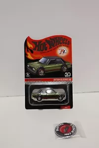 Hot Wheels RLC Datsun Bluebird 510 - 2018 Club Car & Button - Imagen 1 de 3