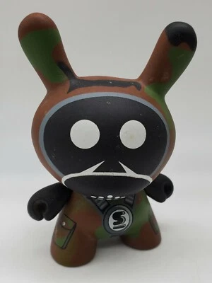 "Figura de vinilo Kidrobot Dunny serie 2 CAMO Sket One 3""" Foto 1 de 2