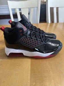 Size 10.5 - Jordan Maxin 200 Black Gym Red-White - Picture 1 of 8