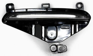 81430-42020 OEM Right Passenger Side LED Fog Lamp For Toyota Rav4, Hybrid, Prime - Bild 1 von 2