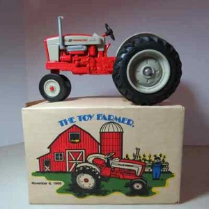 Ertl Ford 901 Tractor 1st NFToyM Ltd madeUSA 1986 1/16 FD-424-10PA-B - Picture 1 of 7