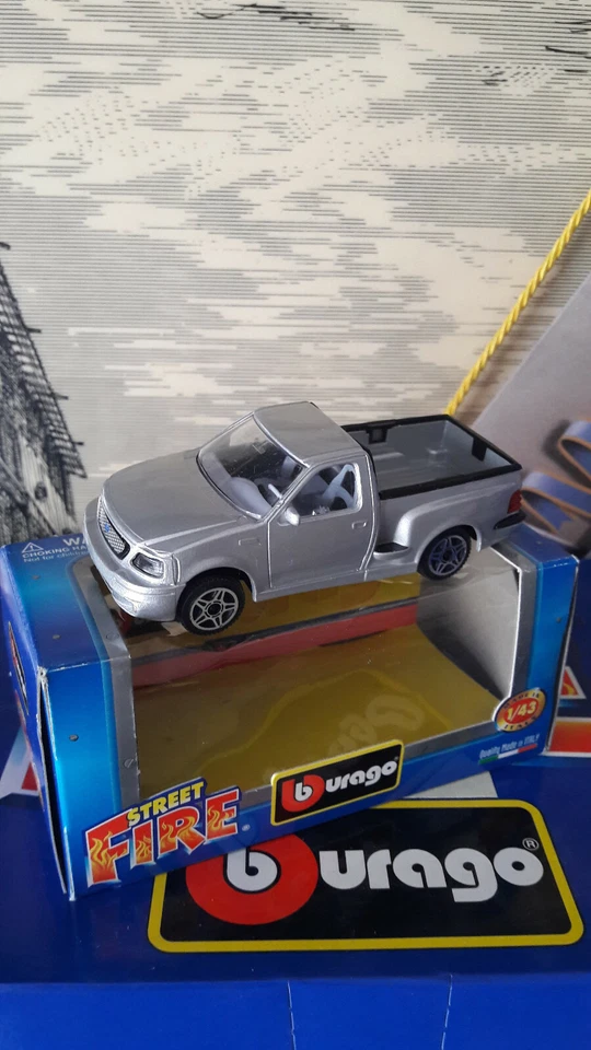 BBURAGO 1/43 FORD SVT F150 GRIGIO METALLIZZATO MADE IN ITALY - Immagine 1 di 1