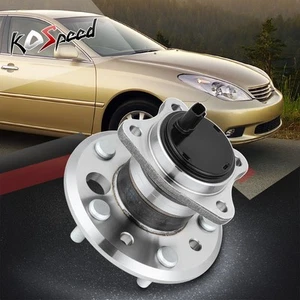 Rear Left Side Wheel Bearing Hub for 01-12 Lexus ES300 ES330 ES350 Avalon Camry - Picture 1 of 7
