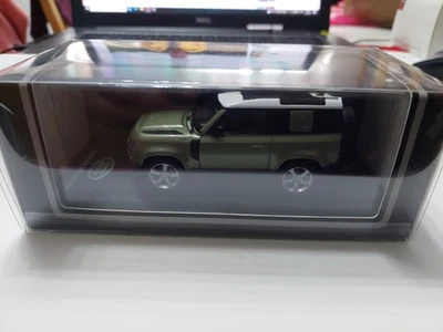 Land Rover Defender 90 Green 1/43 Scale TSM Model - Image 1 of 4